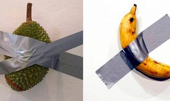 Selepas pisang, seni durian dilekat pada dinding pula