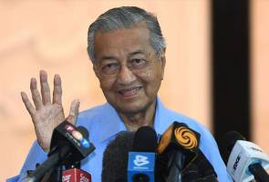 Dr Mahathir, Muhkriz dan tiga yang lain digugur keahlian Bersatu