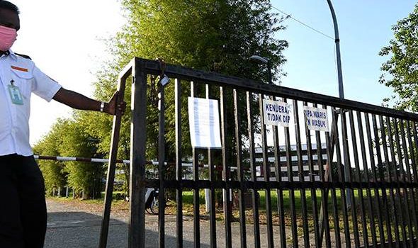 Analisis: Apakah penutupan semua sekolah keputusan terbaik?