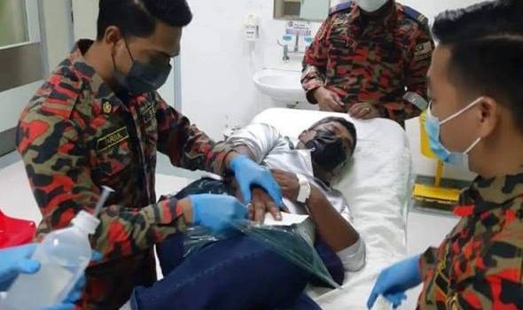 Cincin buatan tersangkut, 20 minit menderita tahan sakit
