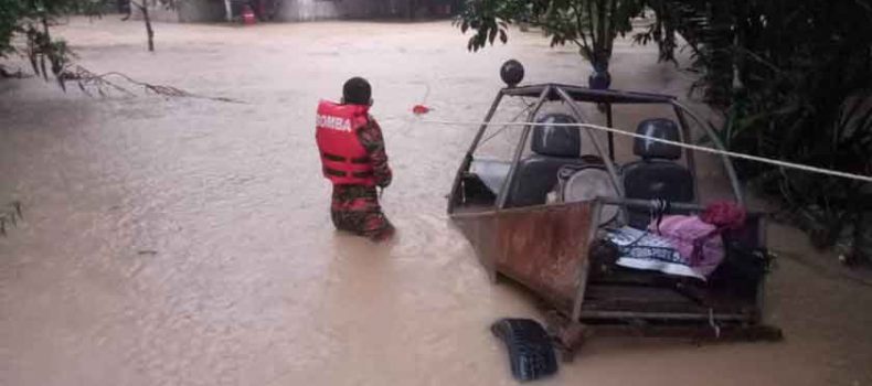 Mersing daerah baru terjejas, mangsa banjir Johor terus meningkat