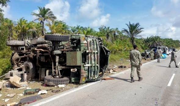 Anggota tentera maut dalam nahas babitkan lori ATM